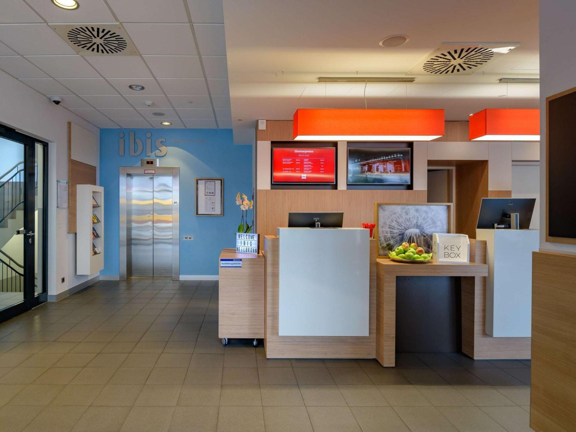 Ibis Heilbronn City Екстериор снимка