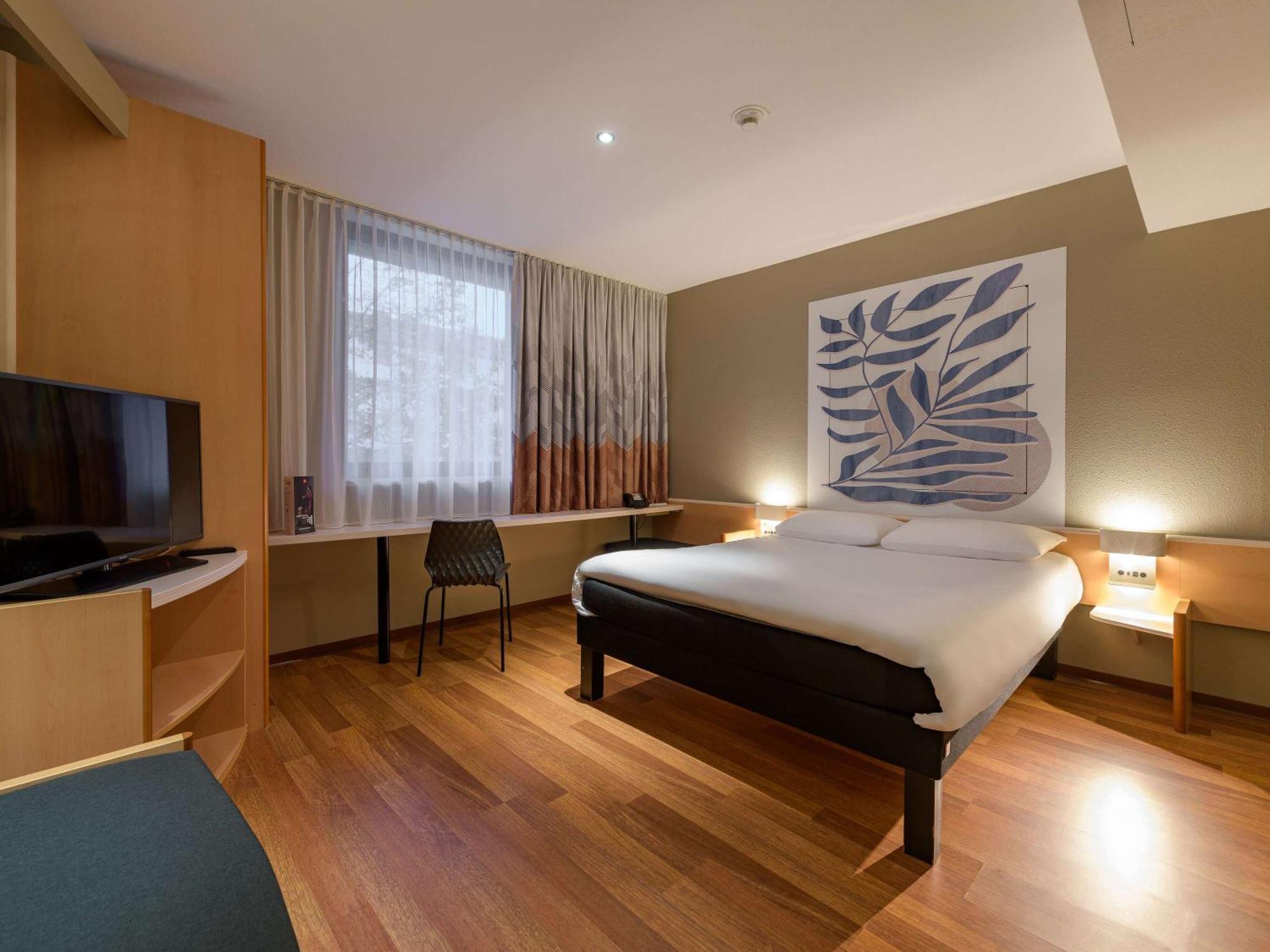 Ibis Heilbronn City Екстериор снимка