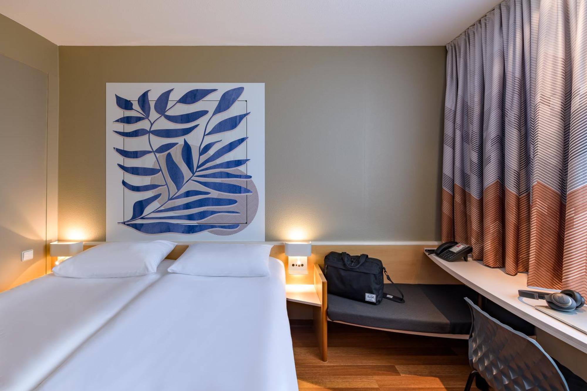 Ibis Heilbronn City Екстериор снимка