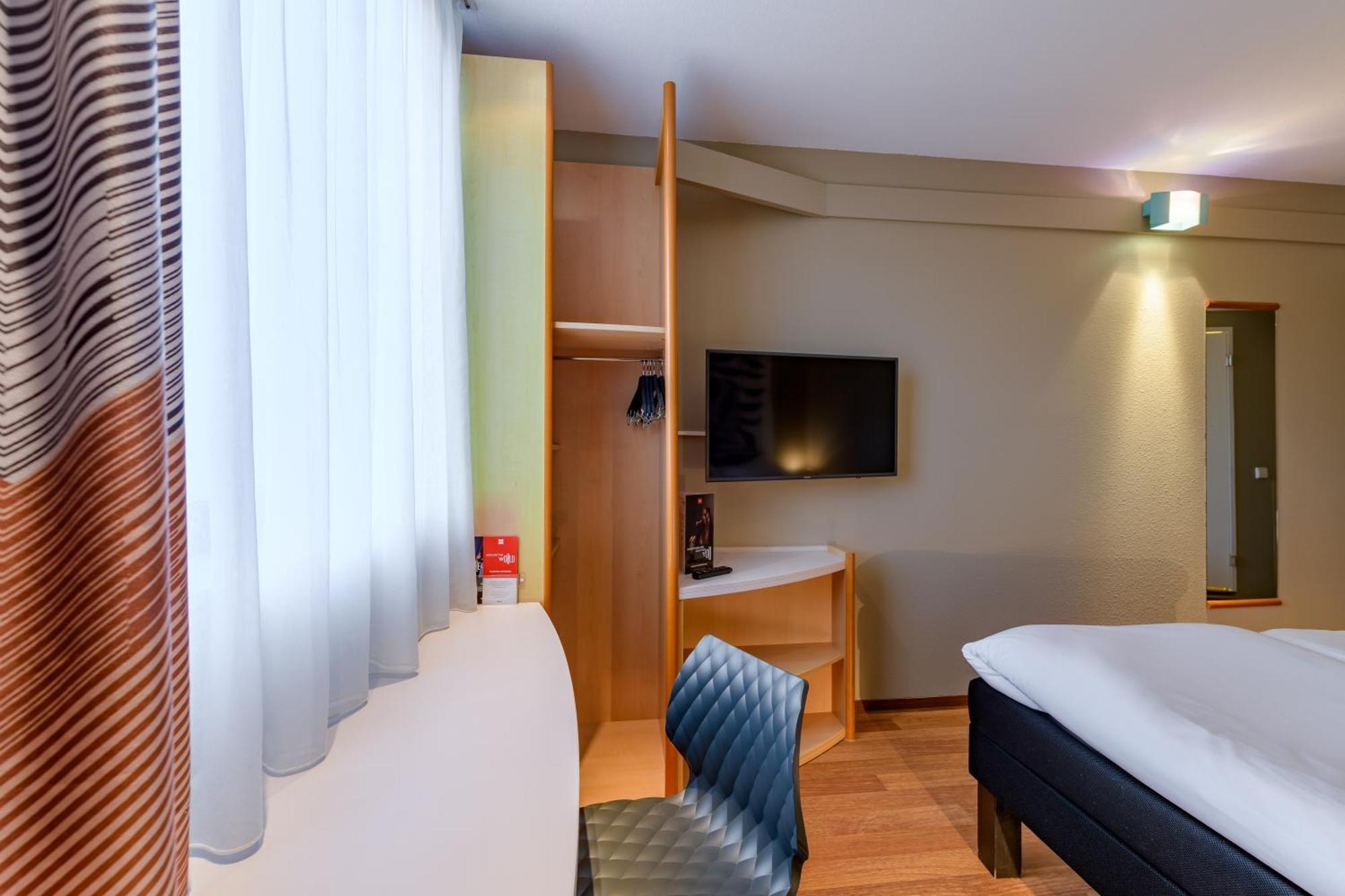 Ibis Heilbronn City Екстериор снимка