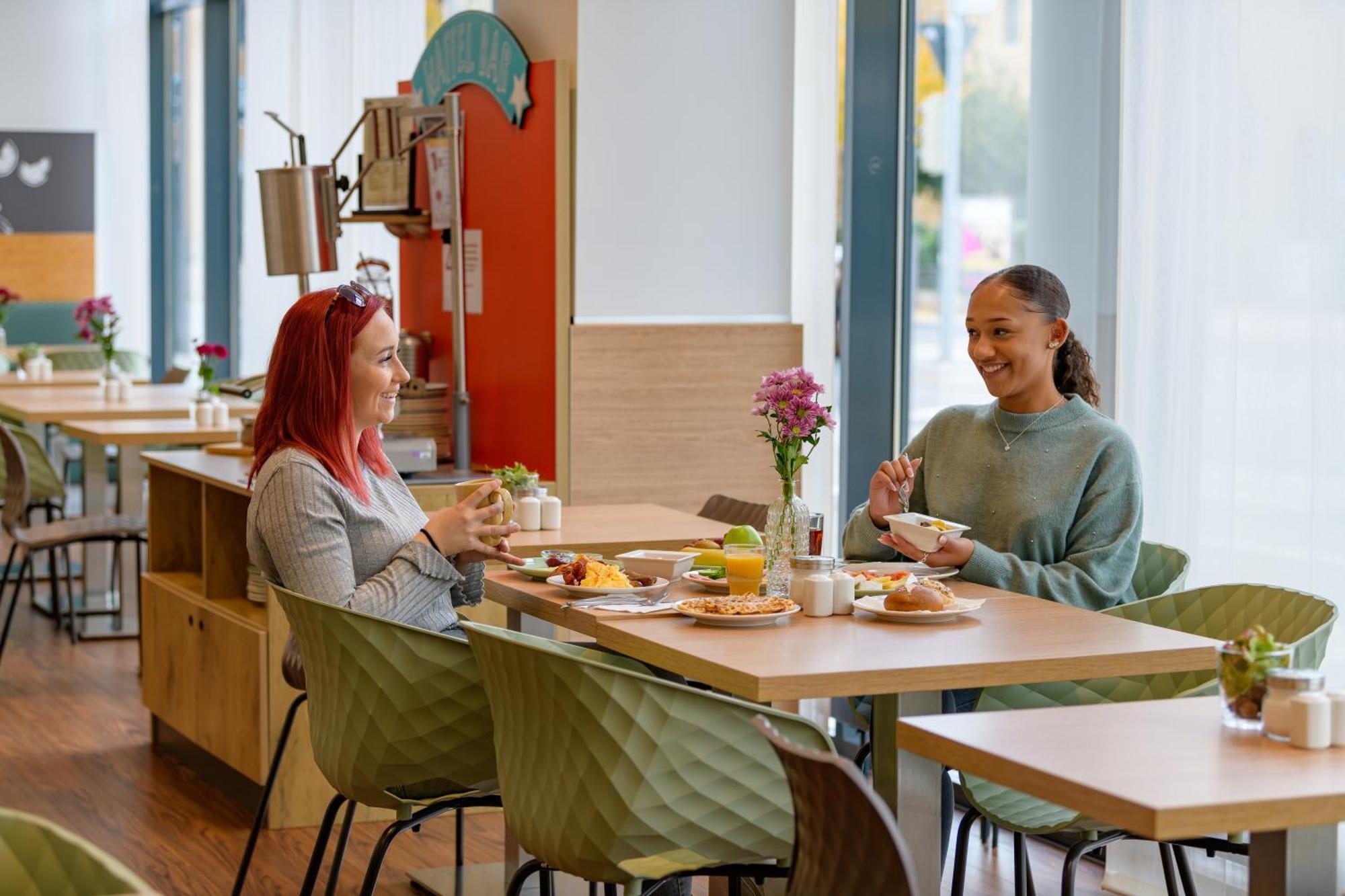 Ibis Heilbronn City Екстериор снимка
