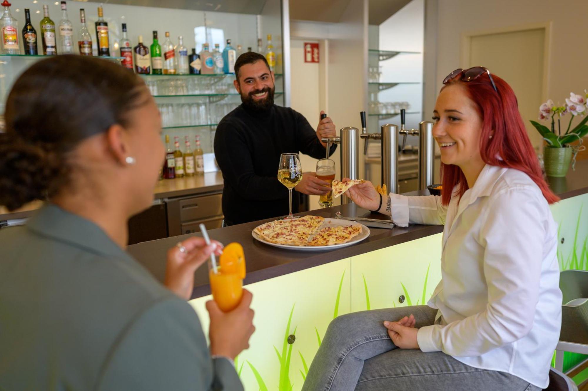 Ibis Heilbronn City Екстериор снимка