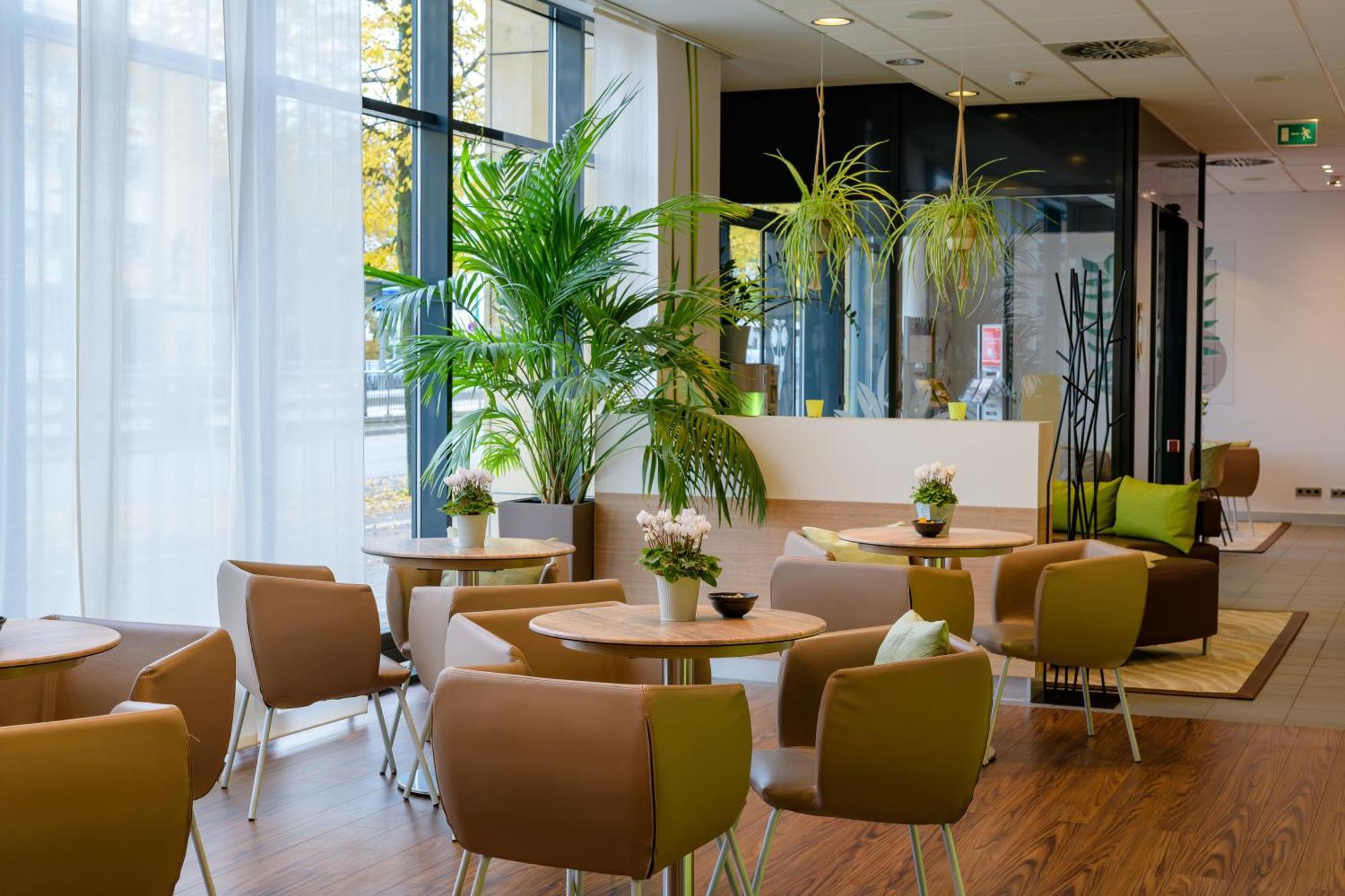 Ibis Heilbronn City Екстериор снимка