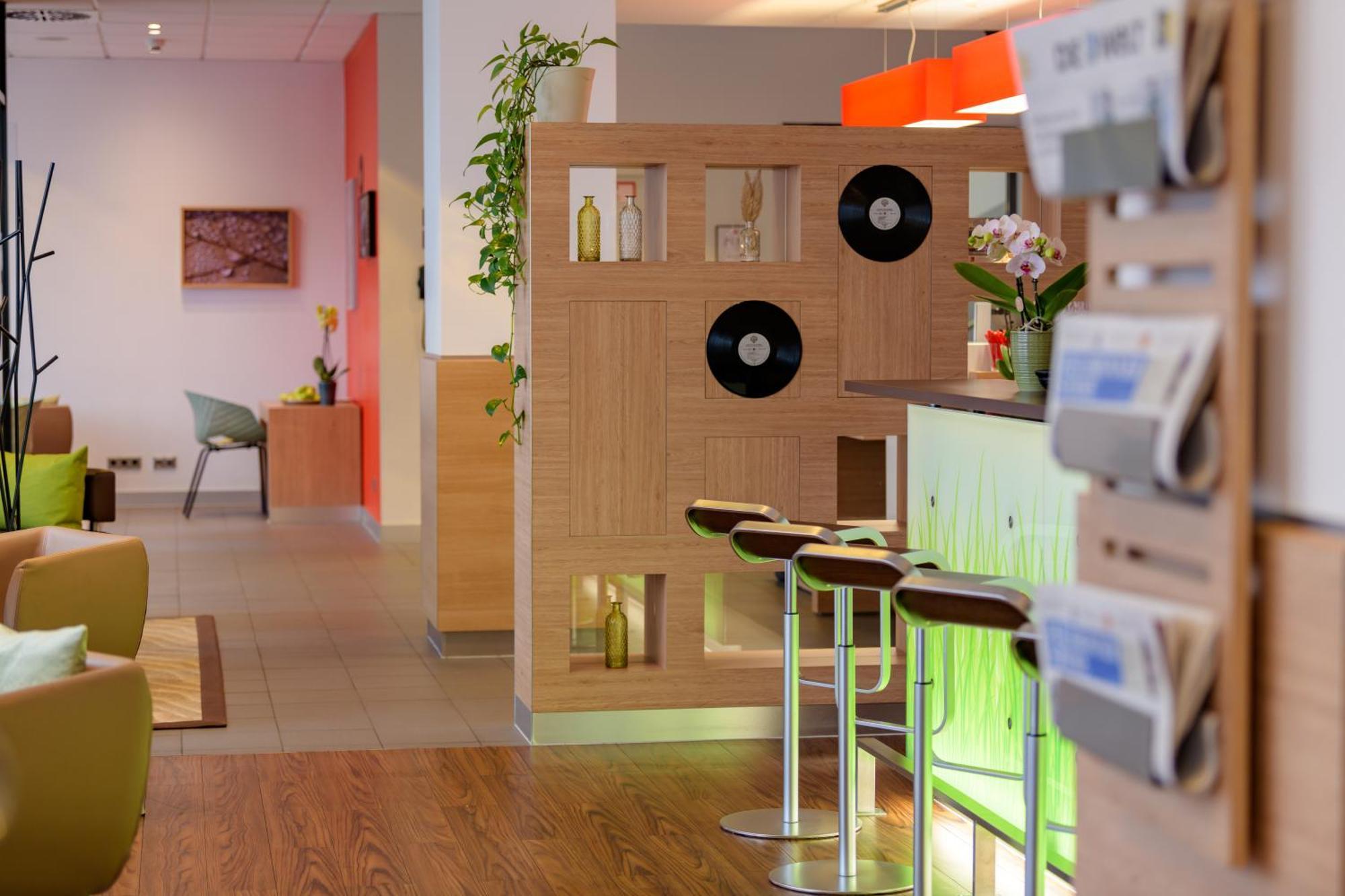 Ibis Heilbronn City Екстериор снимка