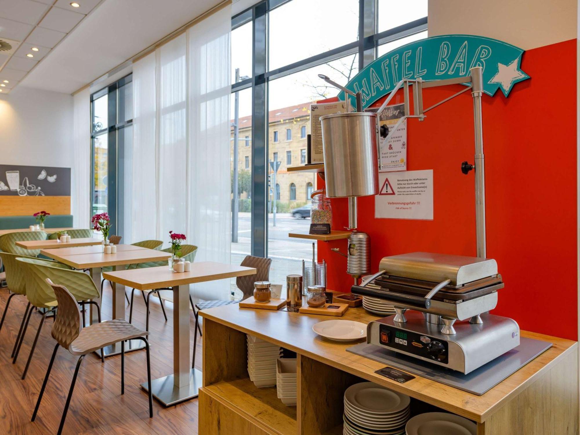 Ibis Heilbronn City Екстериор снимка
